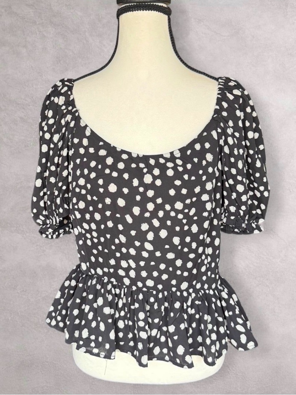 Papaya Black & White Polka Dot Puff Sleeve Peplum Top - Size L